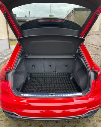 Audi Q3 cena 137999 przebieg: 4885, rok produkcji 2022 z Zgierz małe 232